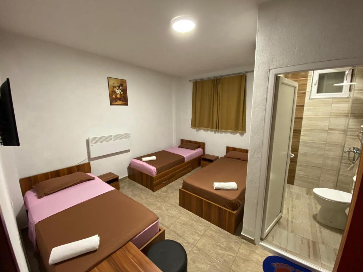 Motel Atika Skopje Ngoại thất bức ảnh