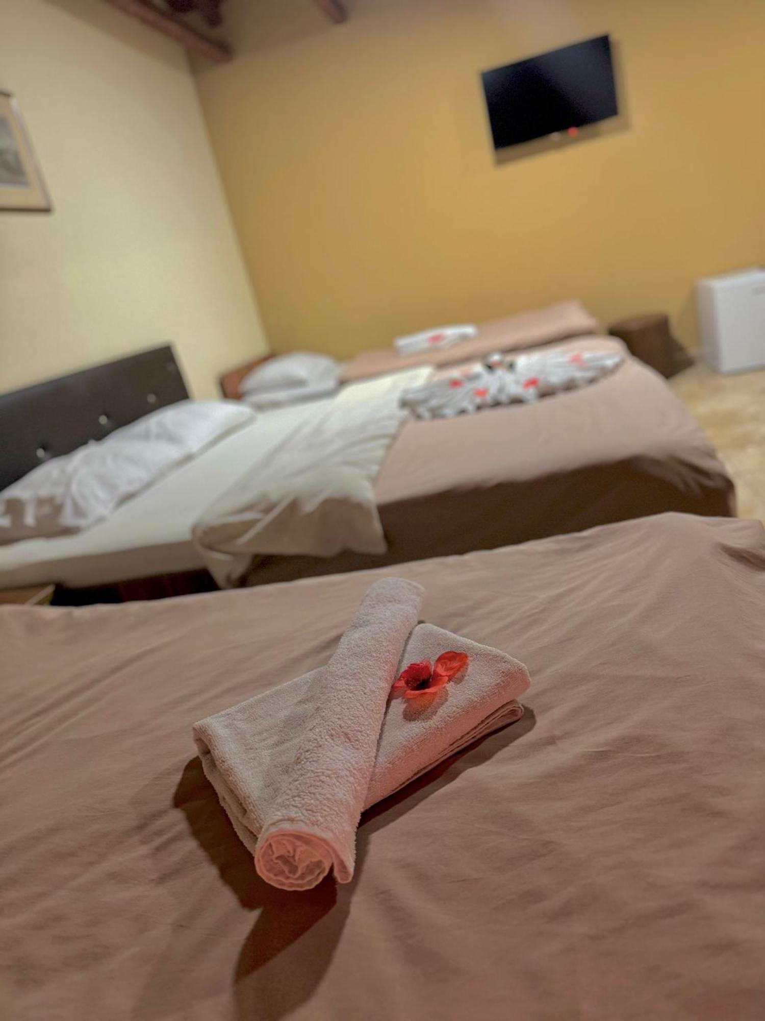 Motel Atika Skopje Ngoại thất bức ảnh