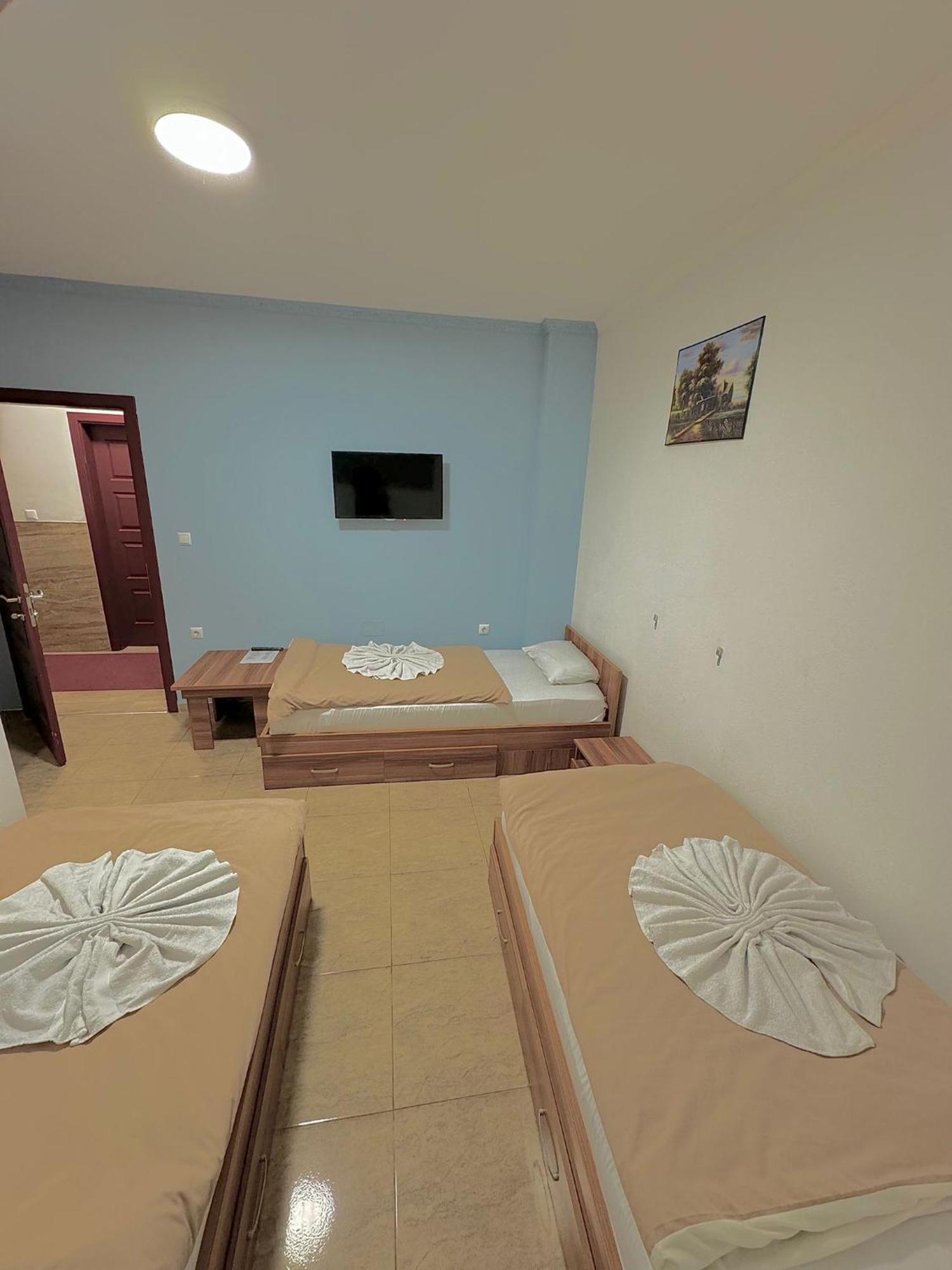 Motel Atika Skopje Ngoại thất bức ảnh