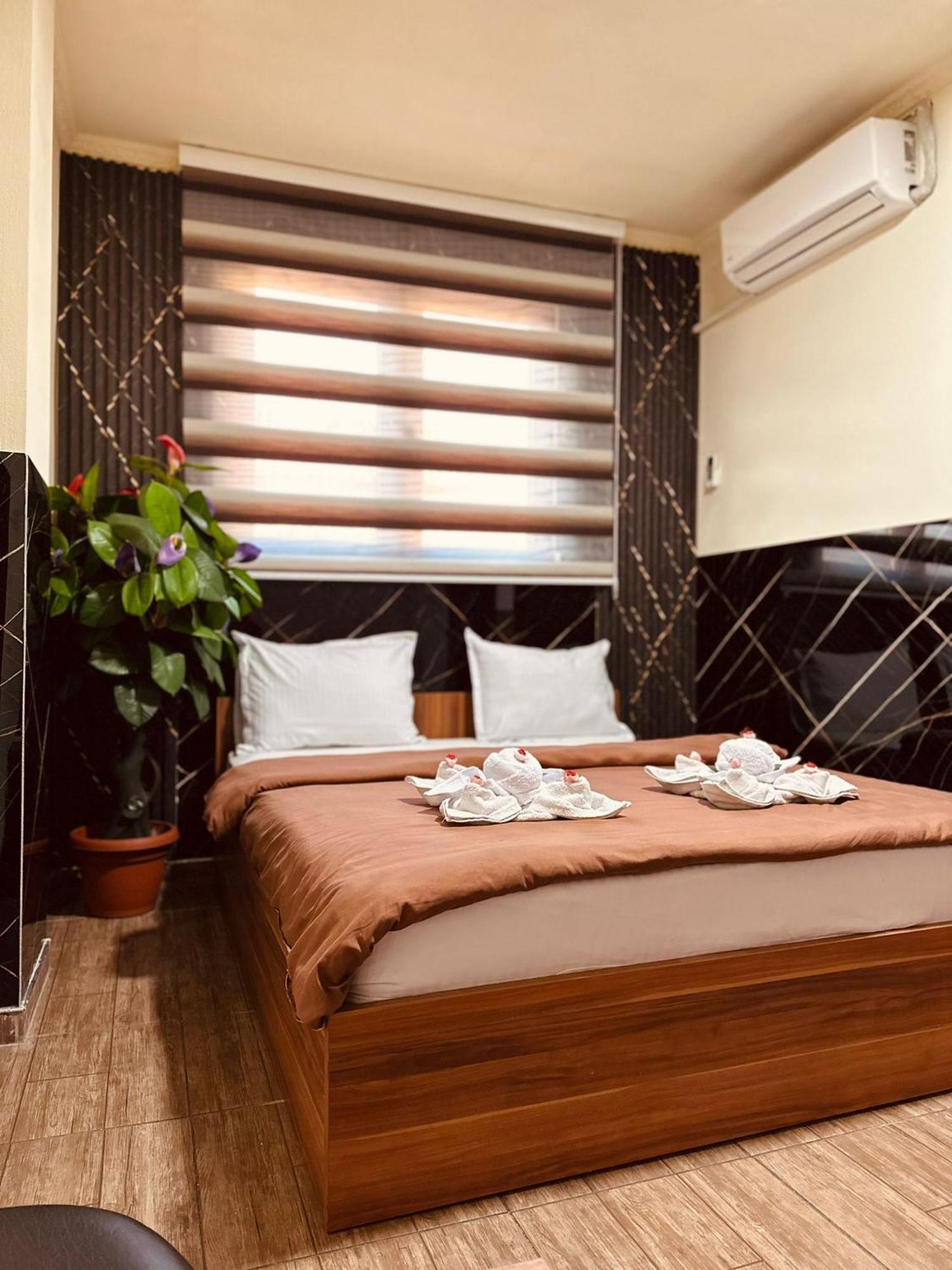 Motel Atika Skopje Ngoại thất bức ảnh