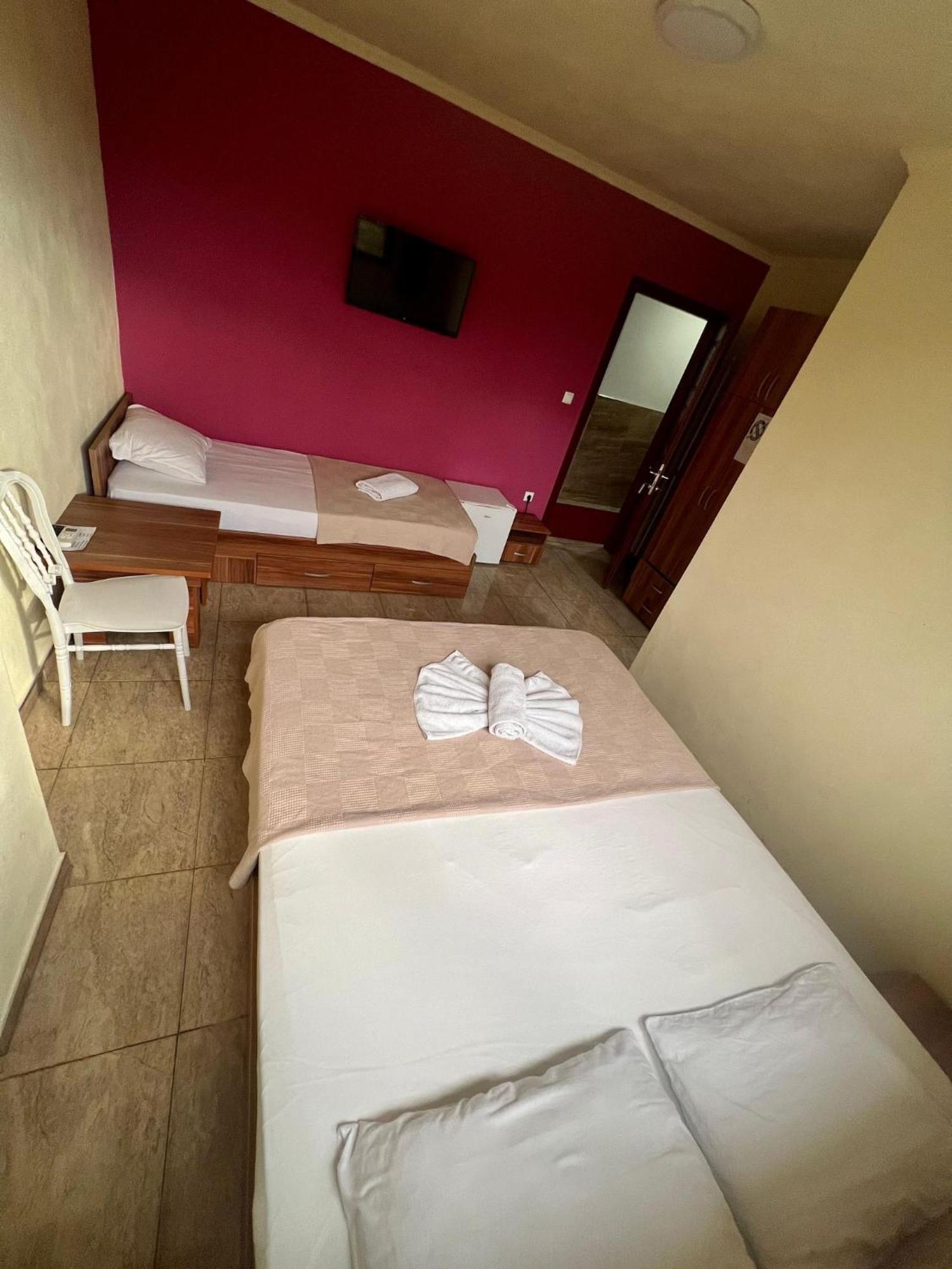 Motel Atika Skopje Ngoại thất bức ảnh